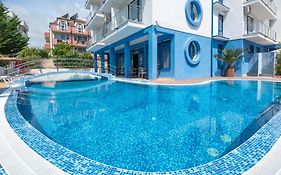 Hotel Nadia